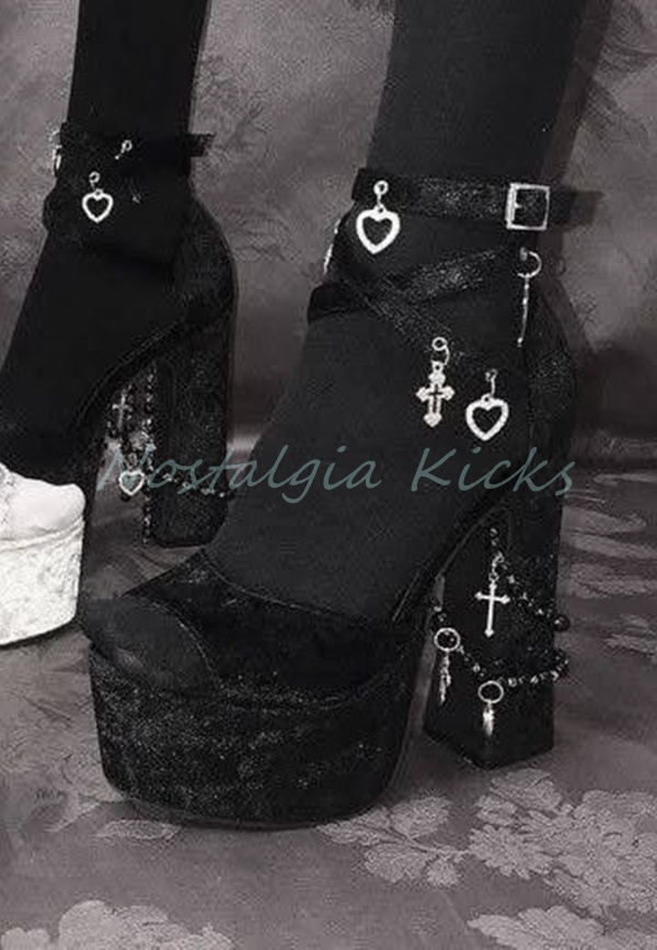 Gothic Black Velvet Platform H – Sandal Strappy Heeled Bewertung und Preis