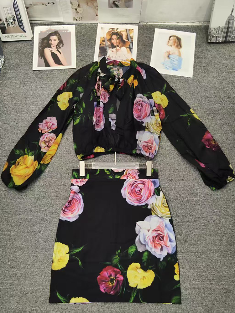 Retro flower print long-sleeve – Romper Floral Print Bewertung und Preis