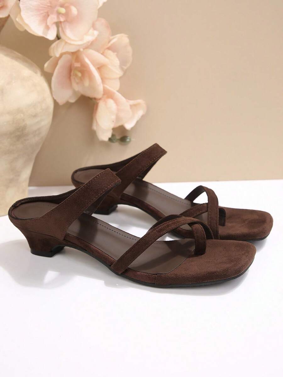 Womens Strappy Low Block Heel  – Sandal Strappy Heeled Bewertung und Preis